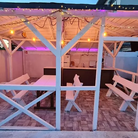 Blue House Eforie Nord Campsite *